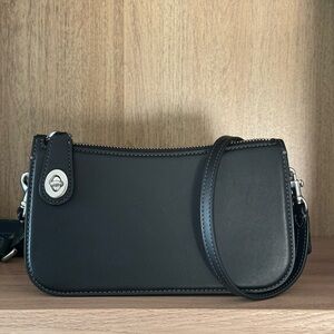 Coach Penn shoulder bag